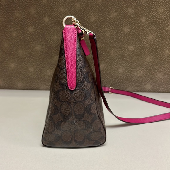 🔥🔥🔥Coach Signature Canvas Pink Leather Strap Crossbody Shoulder Bag - Picture 7 of 15